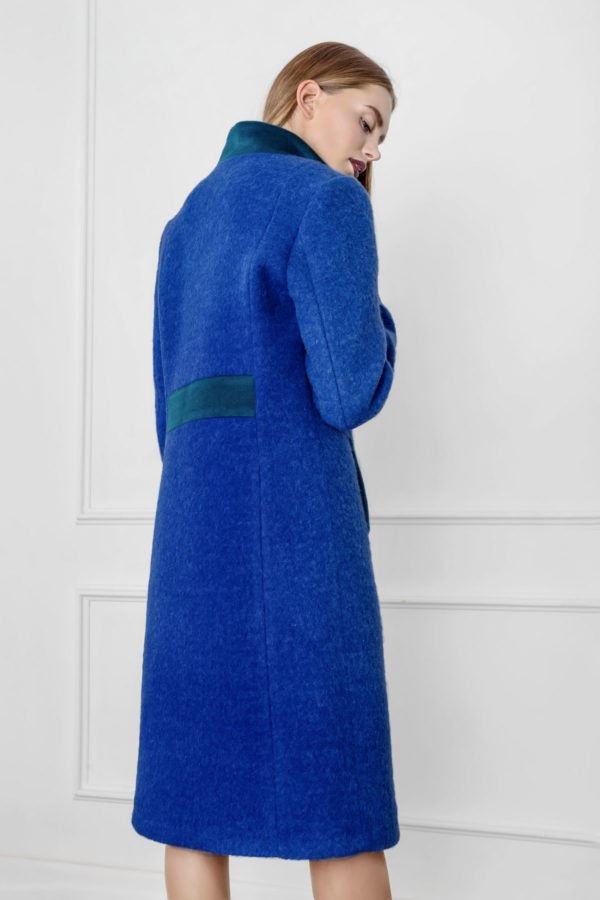 Mėlynas moteriškas paltas Debesyse - Tauri look